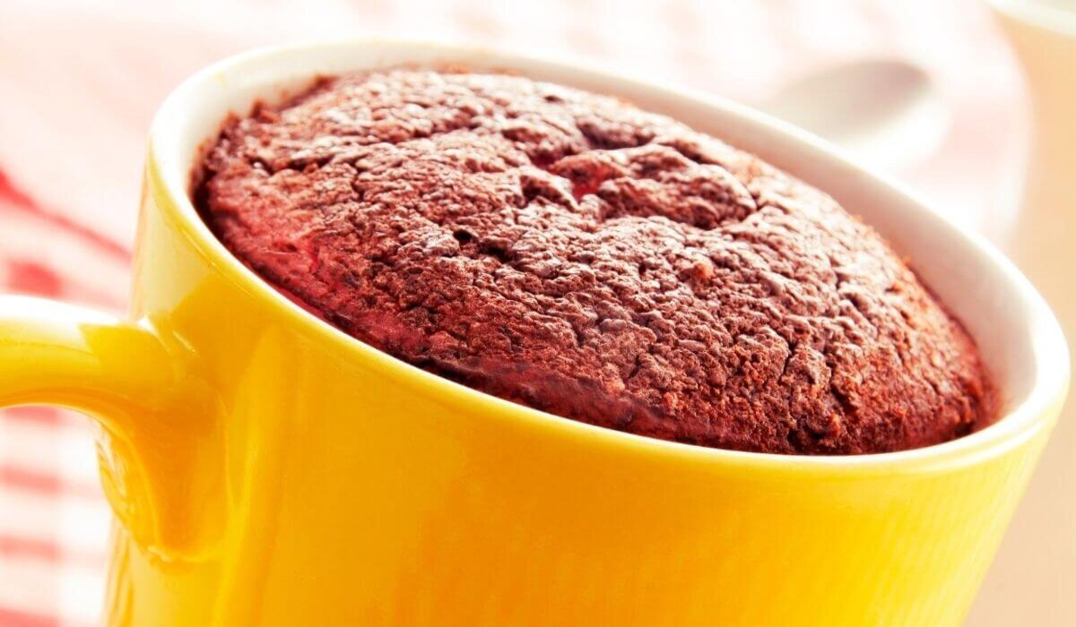 Bolo de caneca de cenoura na airfryer