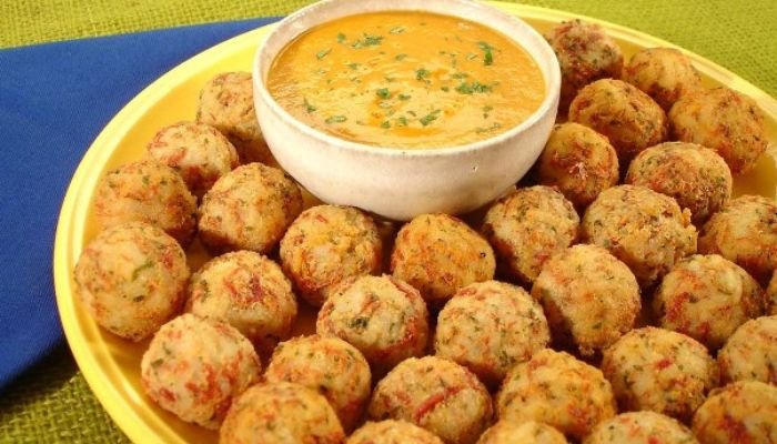 Bolinho de Mandioca Assado Crocante